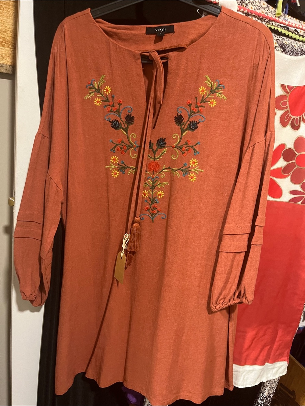 Bery J Size Large Embroidered Rayon Linen Boho Tunic